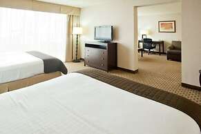 Holiday Inn Express and Suites Phoenix Midtown