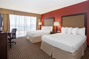 Holiday Inn Express and Suites Phoenix Midtown