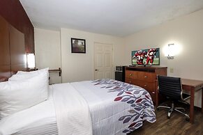 Red Roof Inn Columbus, MS