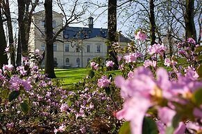 Chateau Mcely