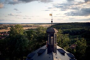 Chateau Mcely