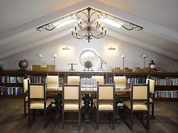 Chateau Mcely