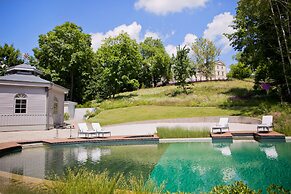 Chateau Mcely