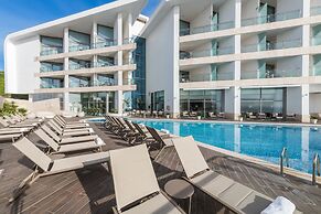 Sesimbra Oceanfront Hotel - Preferred Hotels and Resorts