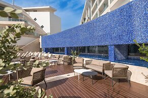 Sesimbra Oceanfront Hotel - Preferred Hotels and Resorts