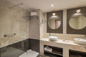 Sesimbra Oceanfront Hotel - Preferred Hotels and Resorts