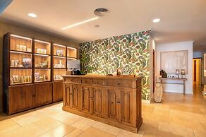 Sesimbra Oceanfront Hotel - Preferred Hotels and Resorts