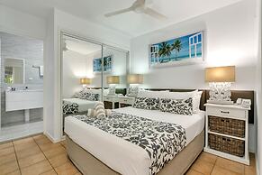 Port Douglas Apartments - Adults Only Oasis