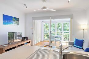 Port Douglas Apartments - Adults Only Oasis