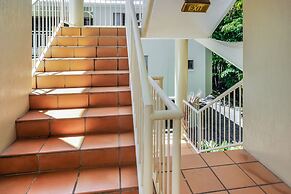 Port Douglas Apartments - Adults Only Oasis
