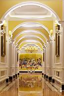 Ramada Plaza Wuhan Optics Valley