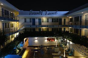 Beverly Laurel Hotel at West Hollywood