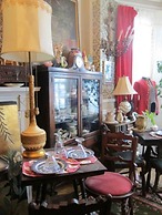 Pimblett's Downtown Toronto B&B