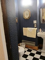 Pimblett's Downtown Toronto B&B