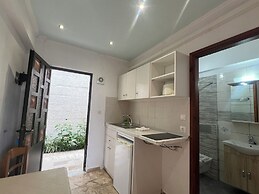 Andromaches Holiday Apartments