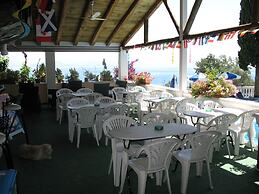 Andromaches Holiday Apartments