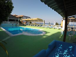 Andromaches Holiday Apartments