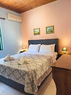 Andromaches Holiday Apartments