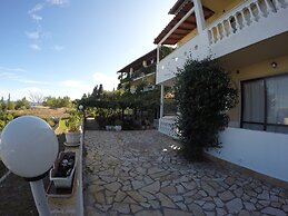 Andromaches Holiday Apartments