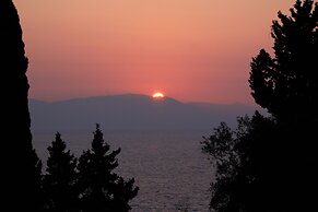 Andromaches Holiday Apartments