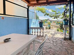 Andromaches Holiday Apartments