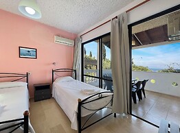 Andromaches Holiday Apartments