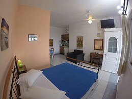 Andromaches Holiday Apartments