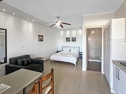 Andromaches Holiday Apartments