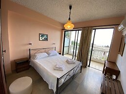 Andromaches Holiday Apartments