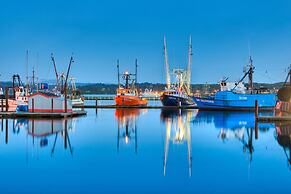 Elizabeth Oceanfront Suites, Ascend Hotel Collection