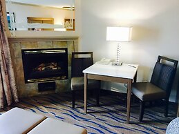 Elizabeth Oceanfront Suites, Ascend Hotel Collection