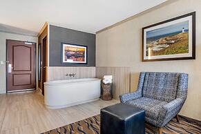 Elizabeth Oceanfront Suites, an Ascend Collection Hotel