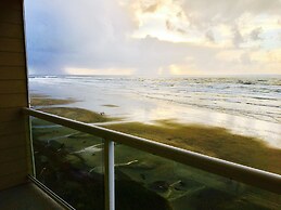 Elizabeth Oceanfront Suites, Ascend Hotel Collection