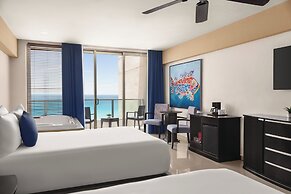 Seadust Cancún All Inclusive Family Resort