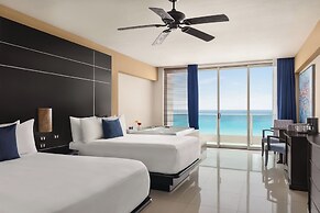 Seadust Cancún All Inclusive Family Resort