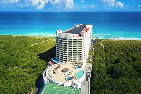 Seadust Cancún All Inclusive Family Resort