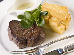 Trump International Golf Links And Hotel Doonbeg Ireland