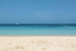 Henry Morgan Resort - All Inclusive