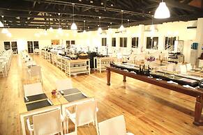 Henry Morgan Resort - All Inclusive