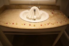 Henry Morgan Resort - All Inclusive