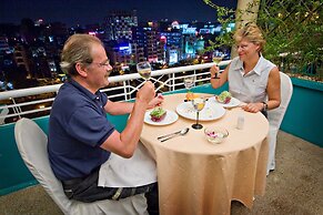 Liberty Hotel Saigon Parkview