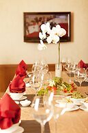 Liberty Hotel Saigon Parkview