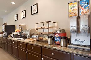 Country Inn & Suites by Radisson, Norman near University