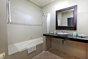 Adi Dharma Hotel Legian