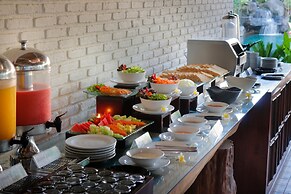 Adi Dharma Hotel Legian