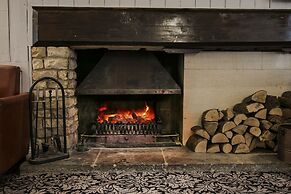 Normanton Park Hotel, Sure Hotel Collection by Best Western