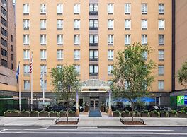 Holiday Inn Express NYC Chelsea – NoMad Area by IHG