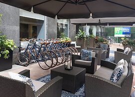 Holiday Inn Express NYC Chelsea – NoMad Area by IHG