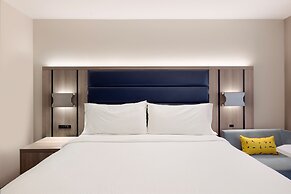 Holiday Inn Express NYC Chelsea – NoMad Area by IHG