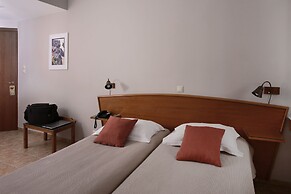 Evripides Hotel